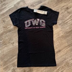 *NWT*Black UWG T-Shirt